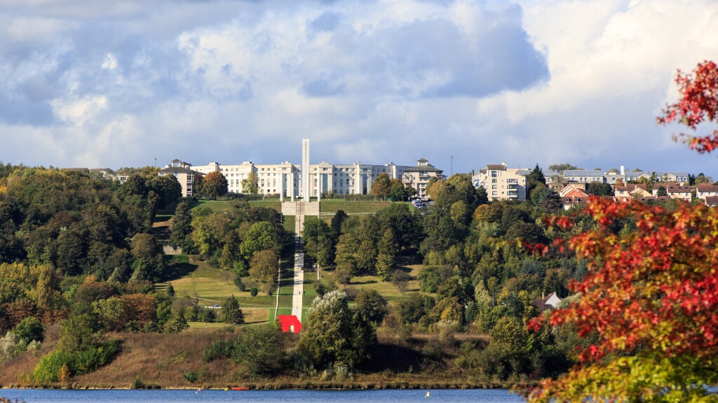 2014-10-14-144108-base
