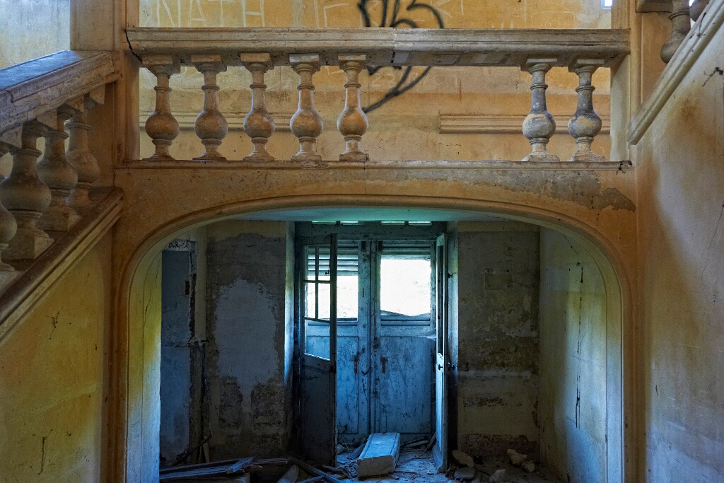 2010-10-14-152421-menucourt