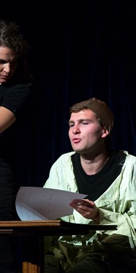 2014-06-22-150444-tstock-guerresexe-OK