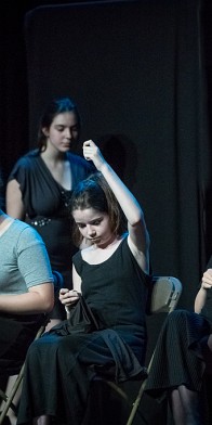 2016-06-18-160639-tstock-parapluies