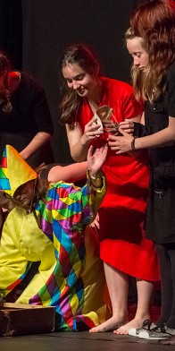 2016-06-18-163328-tstock-parapluies