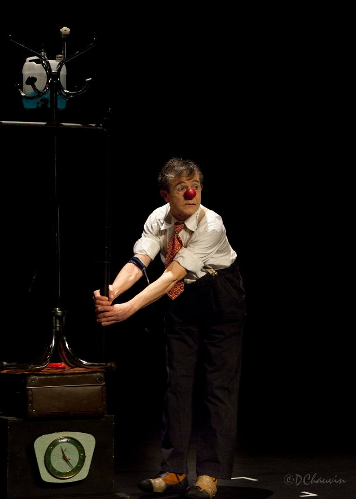 2011-01-tusine-embarrasse-OK (13).jpg - theatre de l'usine